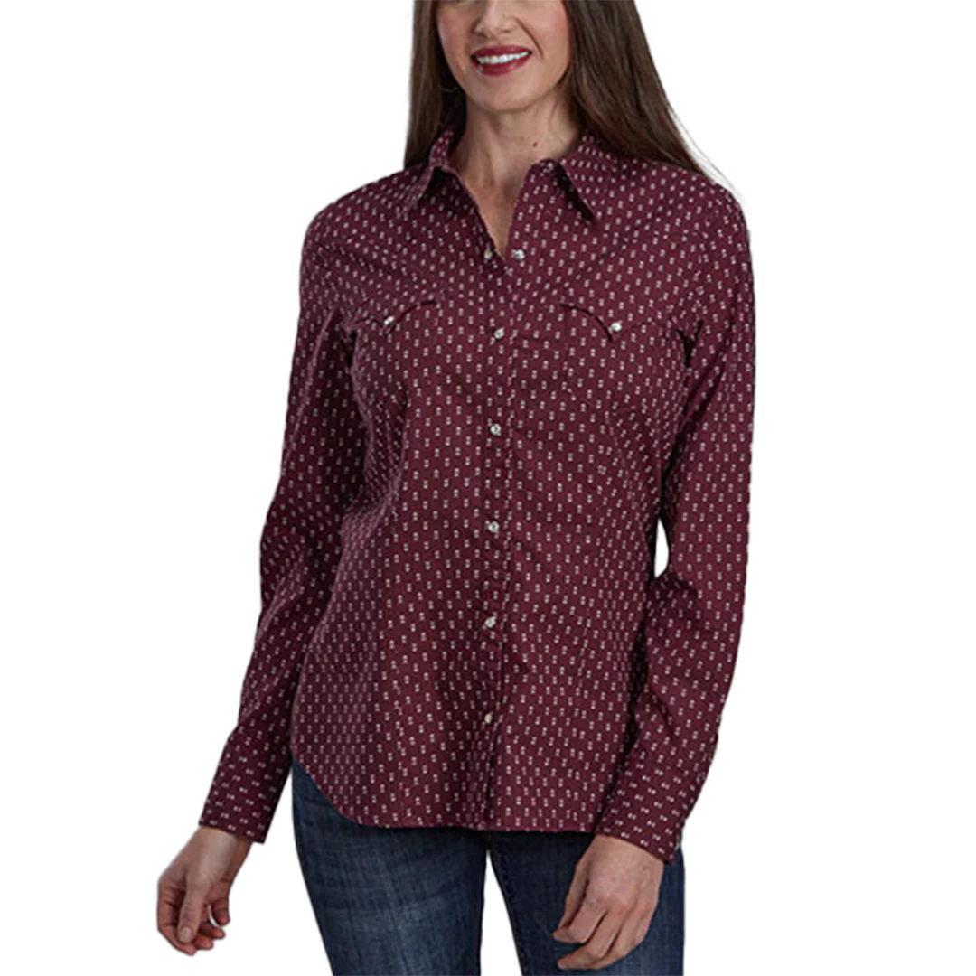 Roper Women's Performance Geometric Print Long Sleeve Snap Shirt