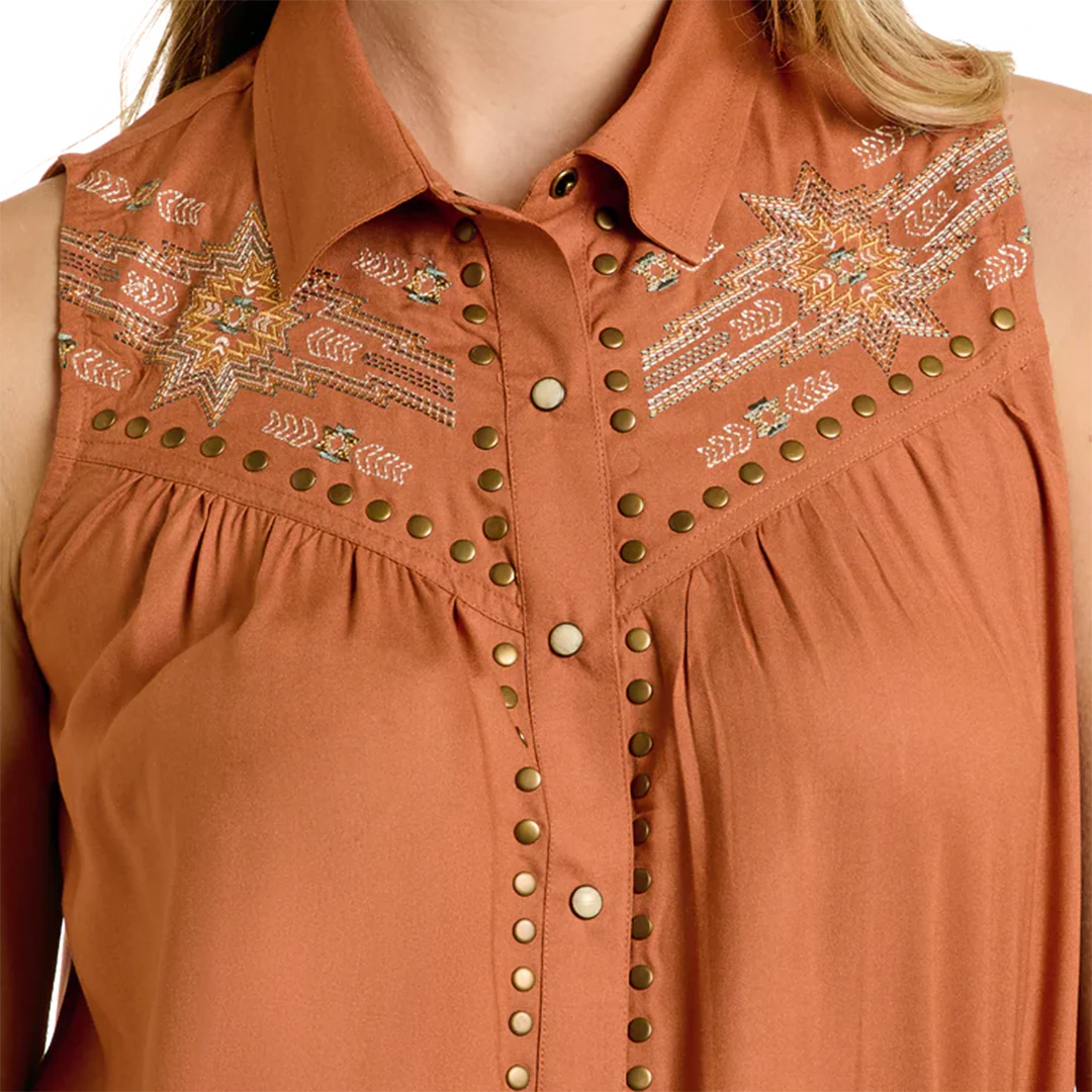Panhandle Women's Embroidered Sleeveless Snap Shirt