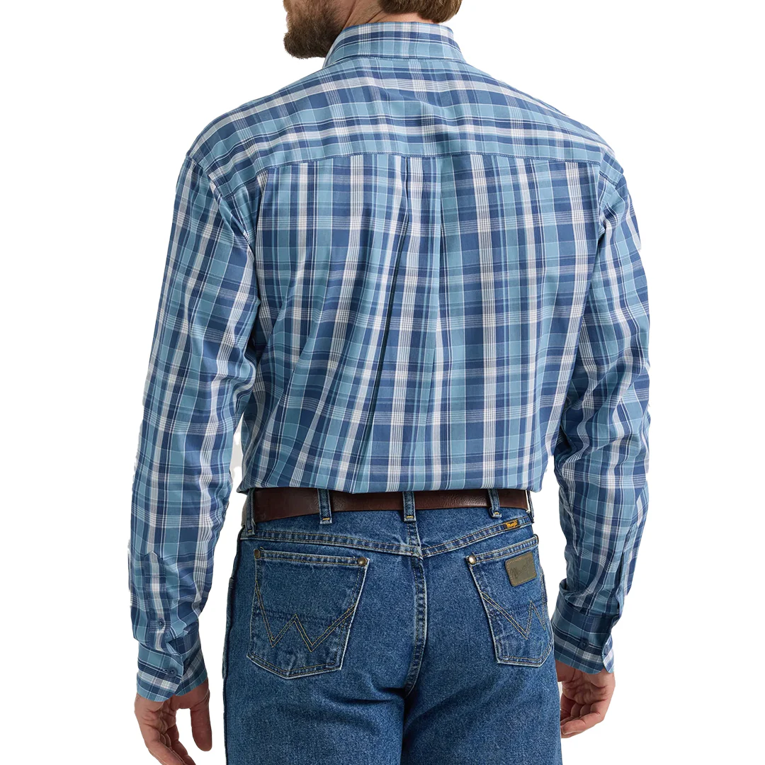Wrangler Men's George Strait Plaid Print Long Sleeve Button Shirt