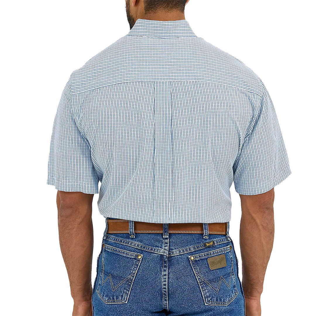 Wrangler Men's George Strait Short Sleeve Button Shirt