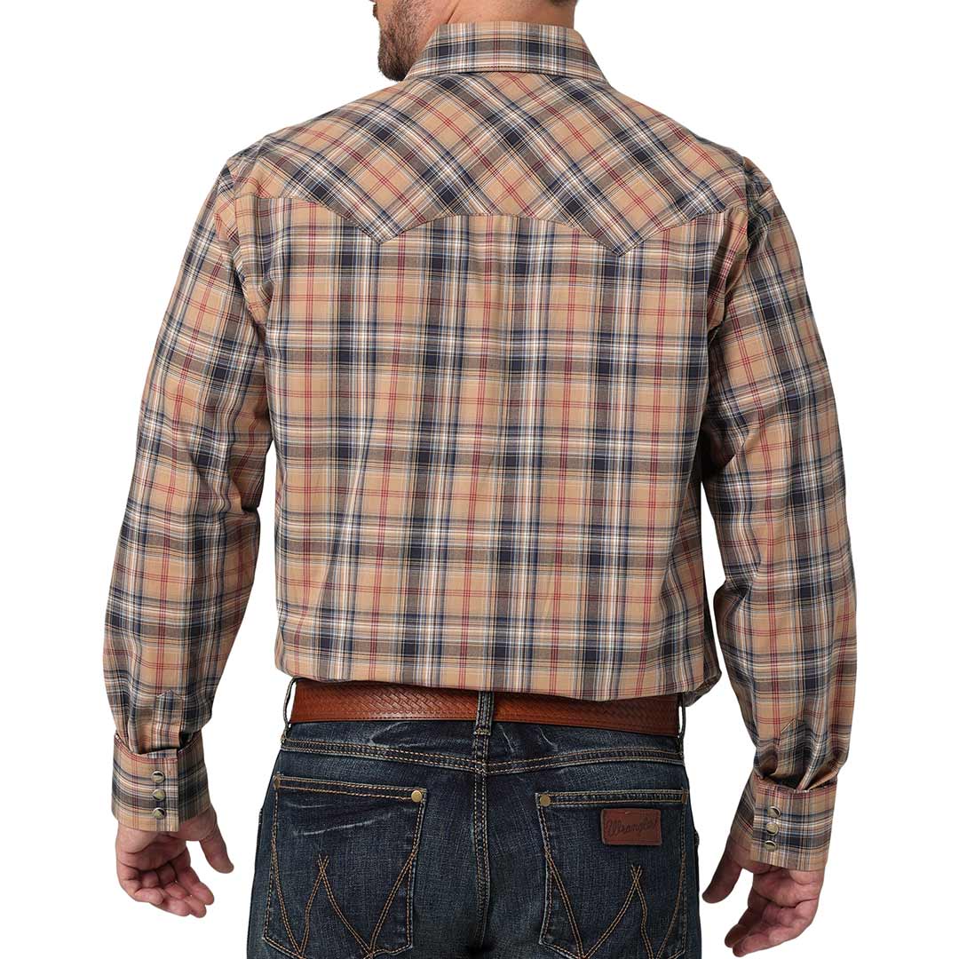 Wrangler Men's Retro Sawtooth Pocket Plaid Snap Shirt