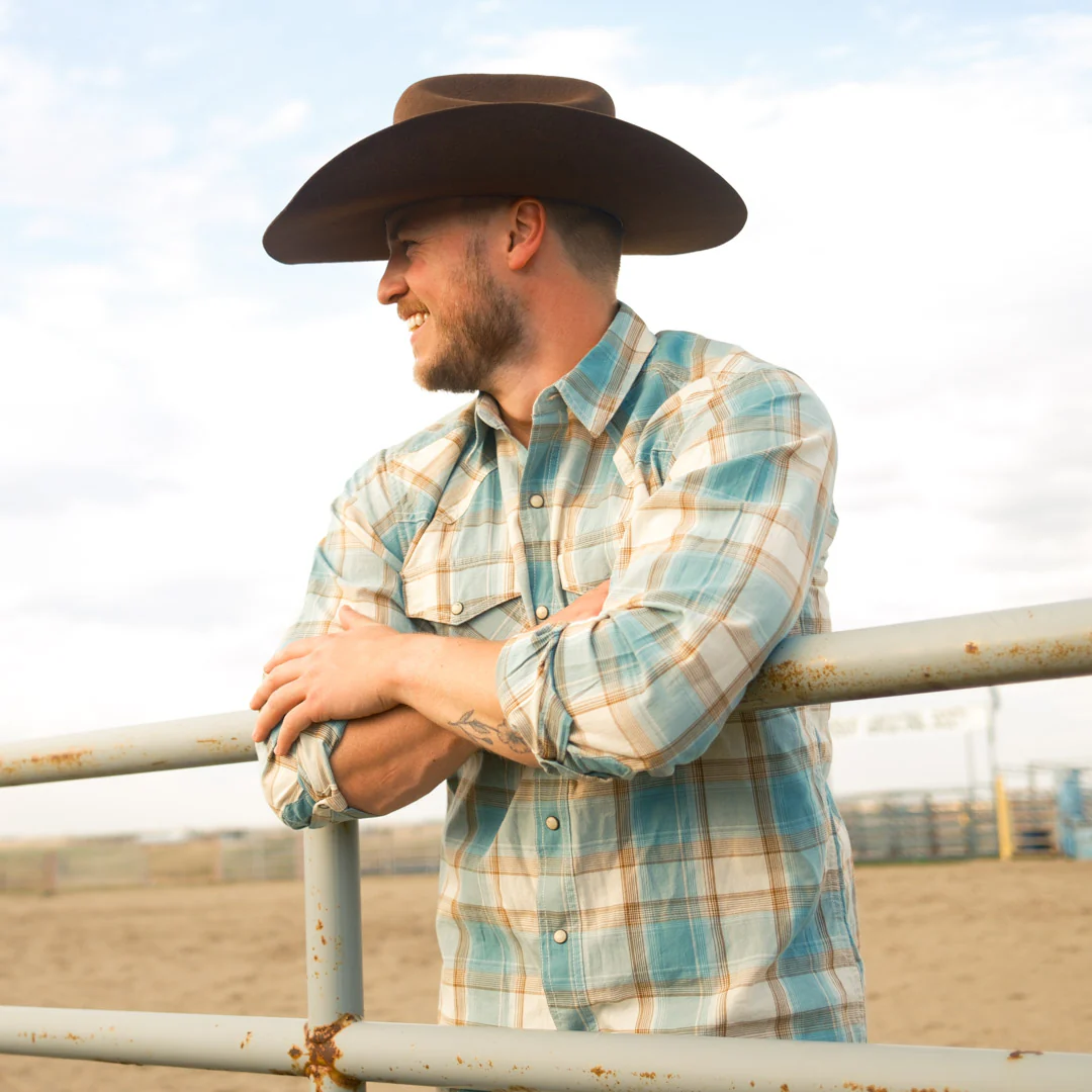 Ariat Men's Retro Plaid Long Sleeve Button Shirt