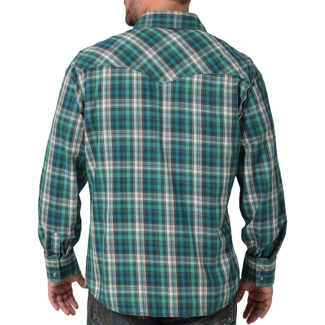 Wrangler Men's Retro Premium Plaid Snap Shirt