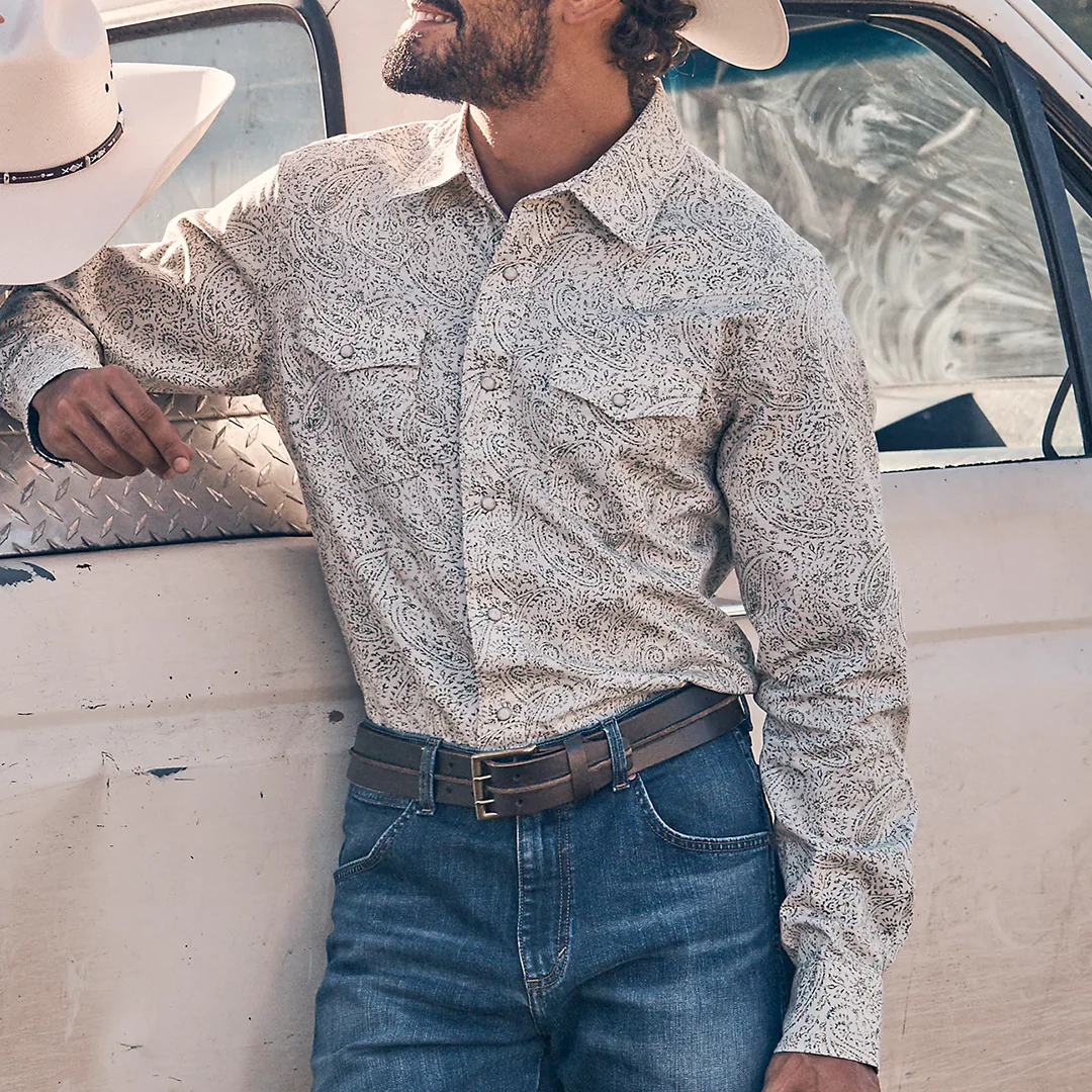 Wrangler Men's Retro Paisley Long Sleeve Snap Shirt