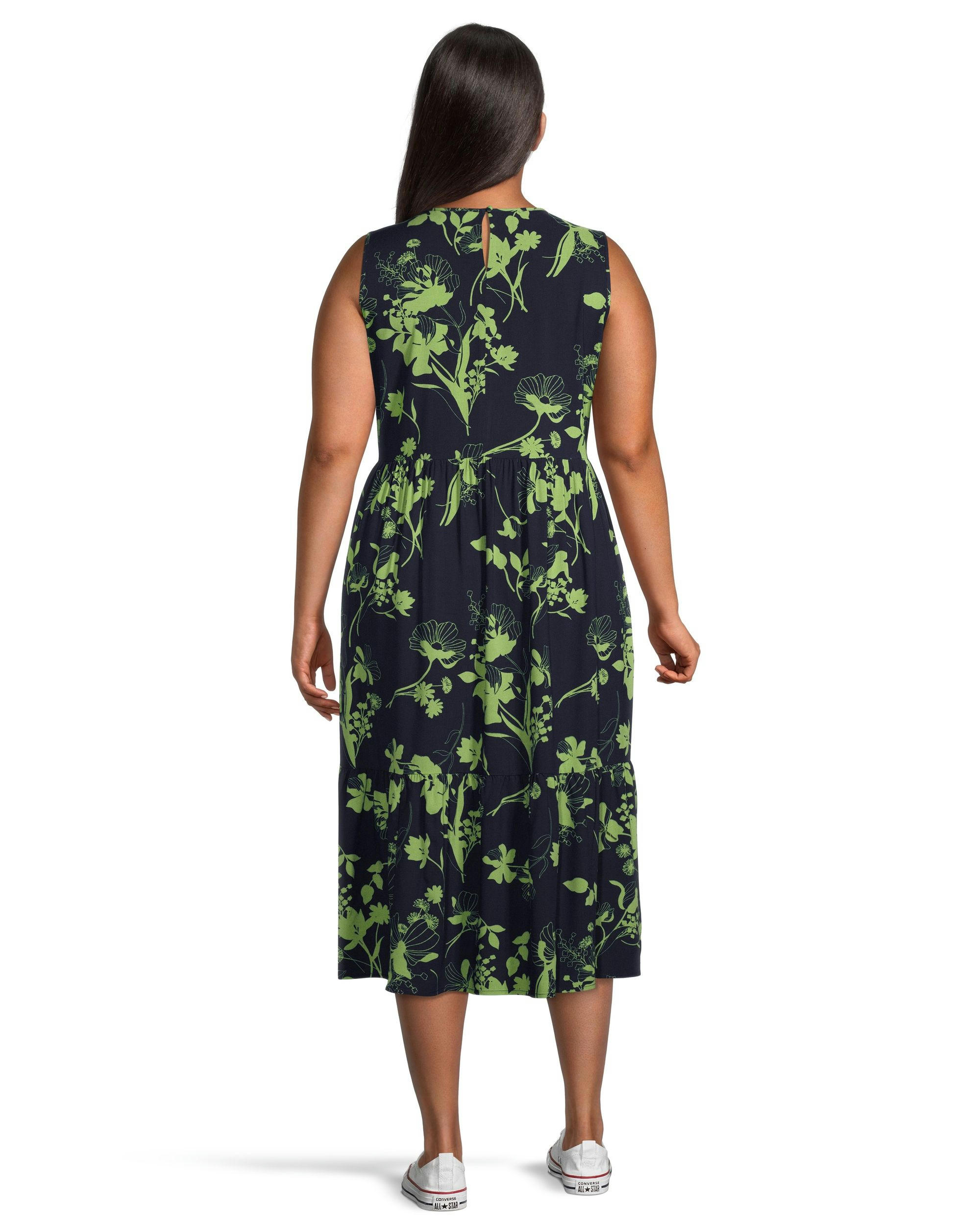 Women's Sleeveless Scoop Neck Tiered Midi Dress