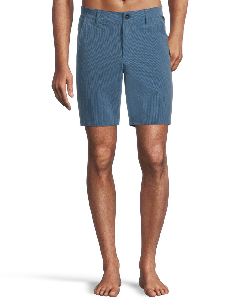 Men's Mid Rise Stretch Textured Herringbone Quick Dry Hybrid Shorts