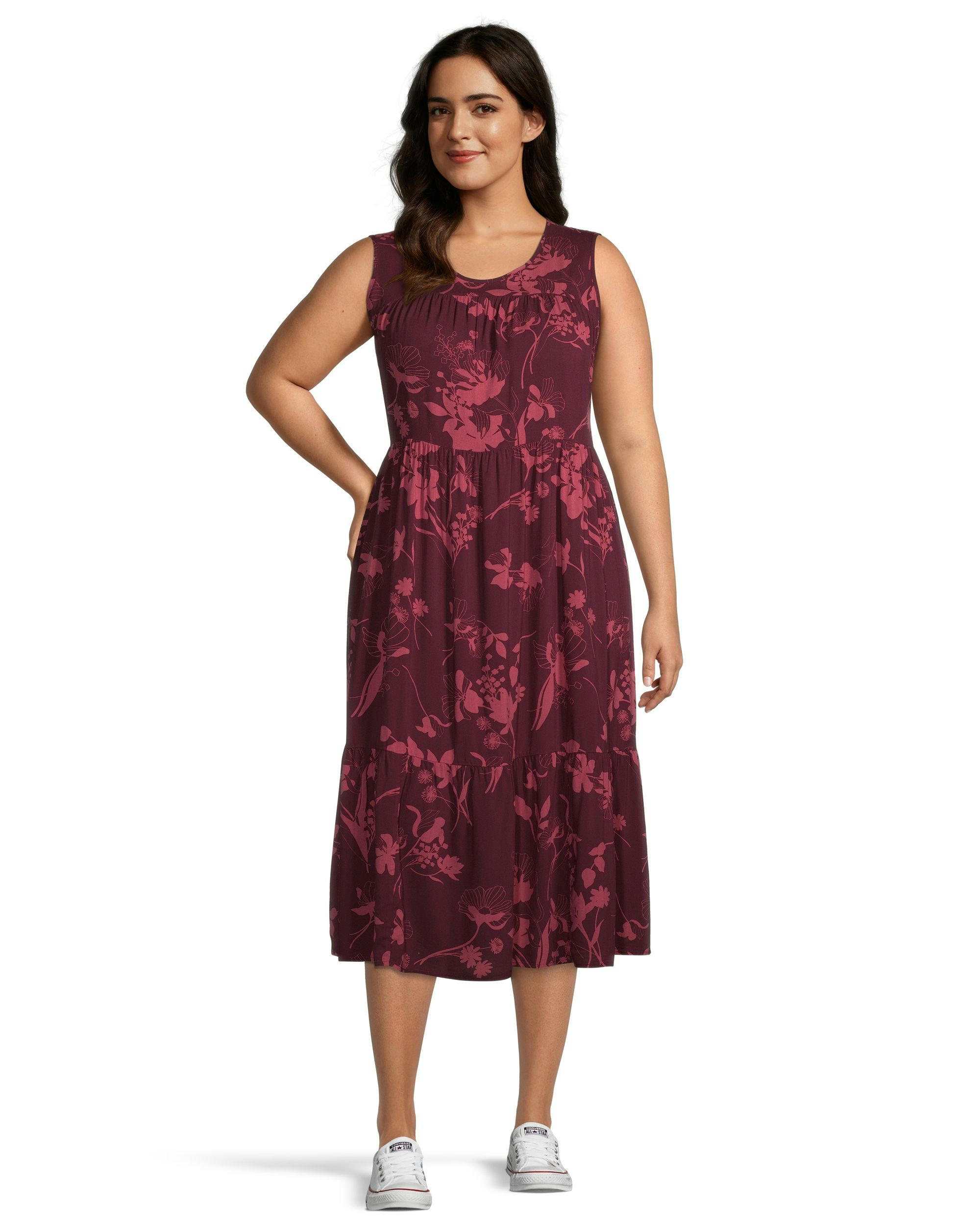 Women's Sleeveless Scoop Neck Tiered Midi Dress