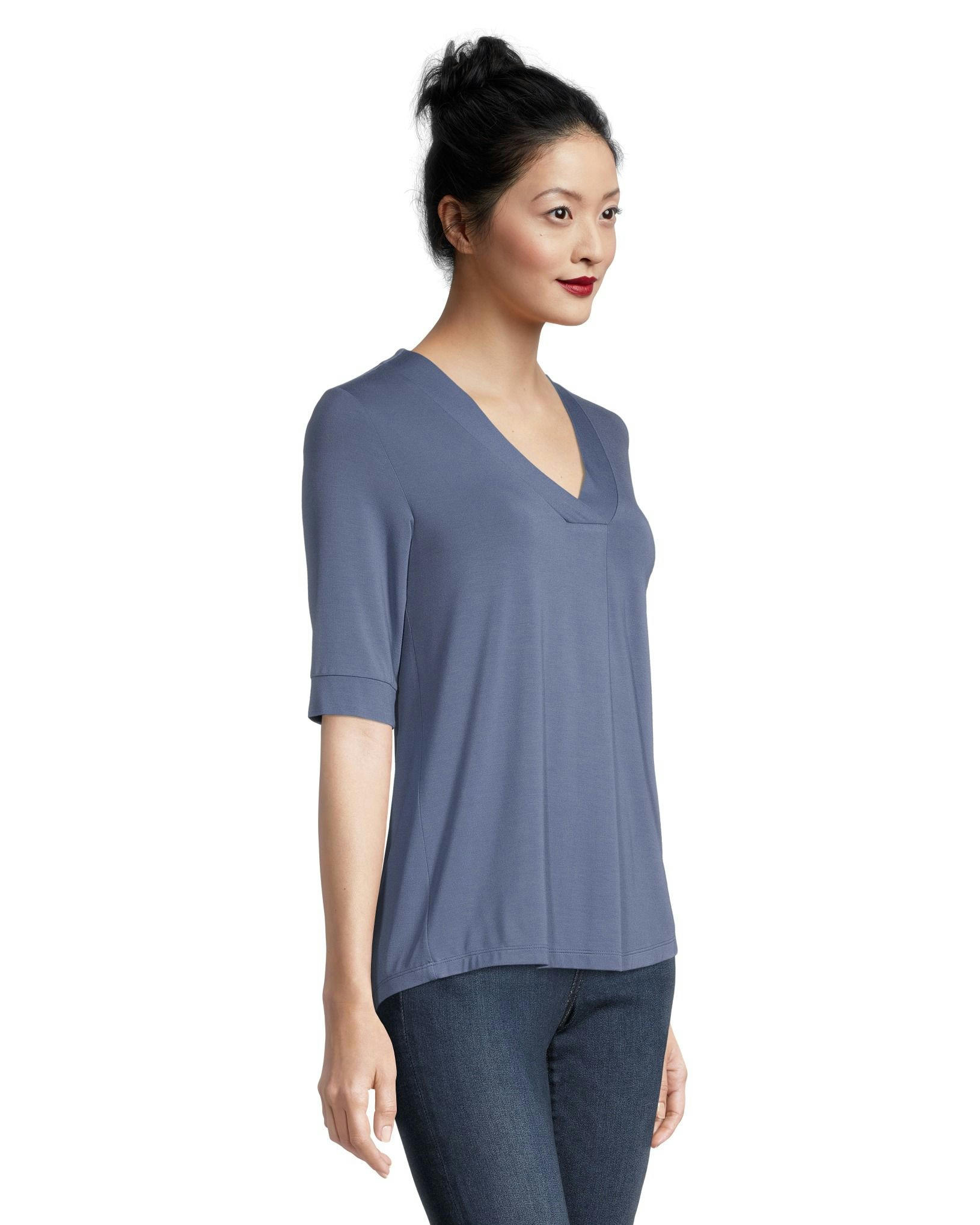 Denver Hayes Women's Pleat Detail Relaxed Fit V-Neck Top