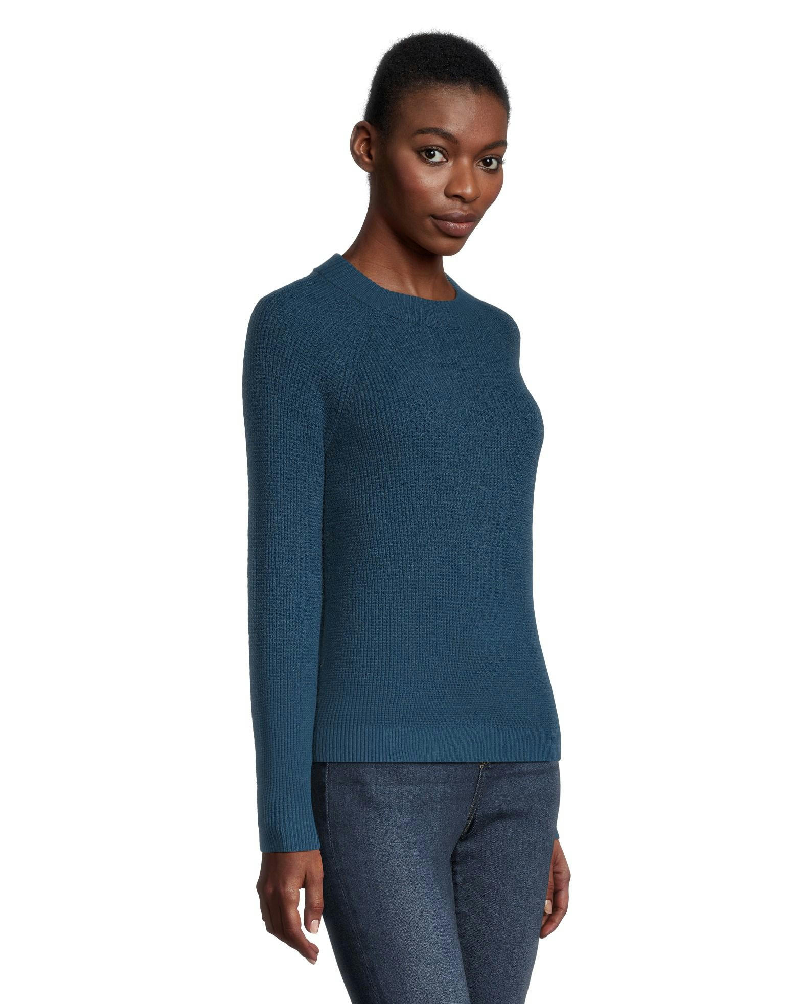 Denver Hayes Women's Cozy Fitted Crewneck Pullover