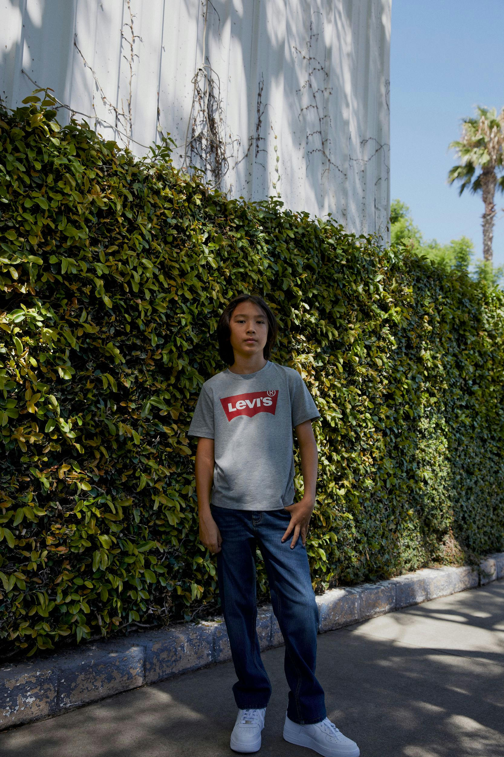 Levi's Kids' Unisex Batwing Graphic Short Sleeve T Shirt