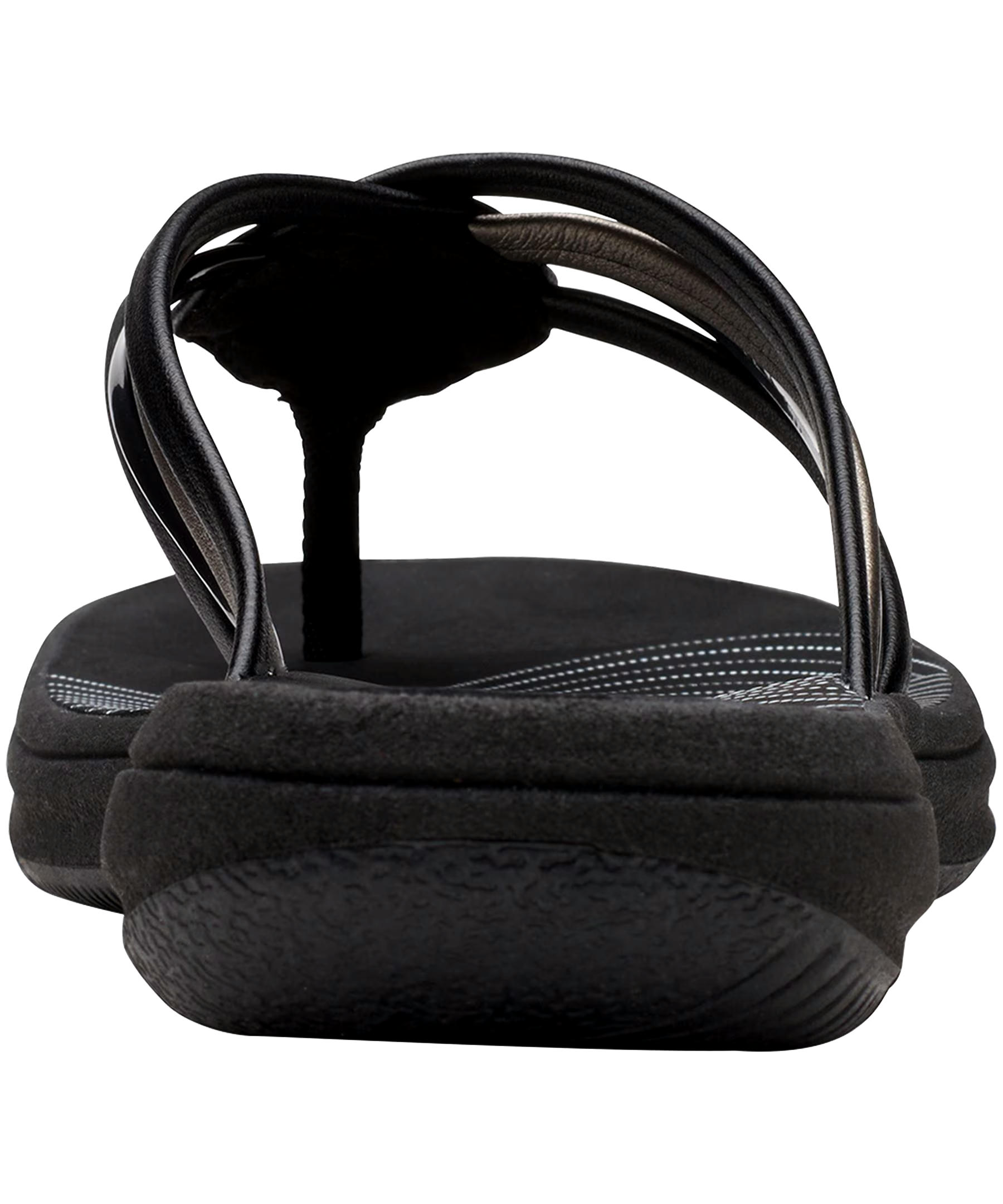 Clarks Women's Breeze Coral Cloudstepper Thong Sandals