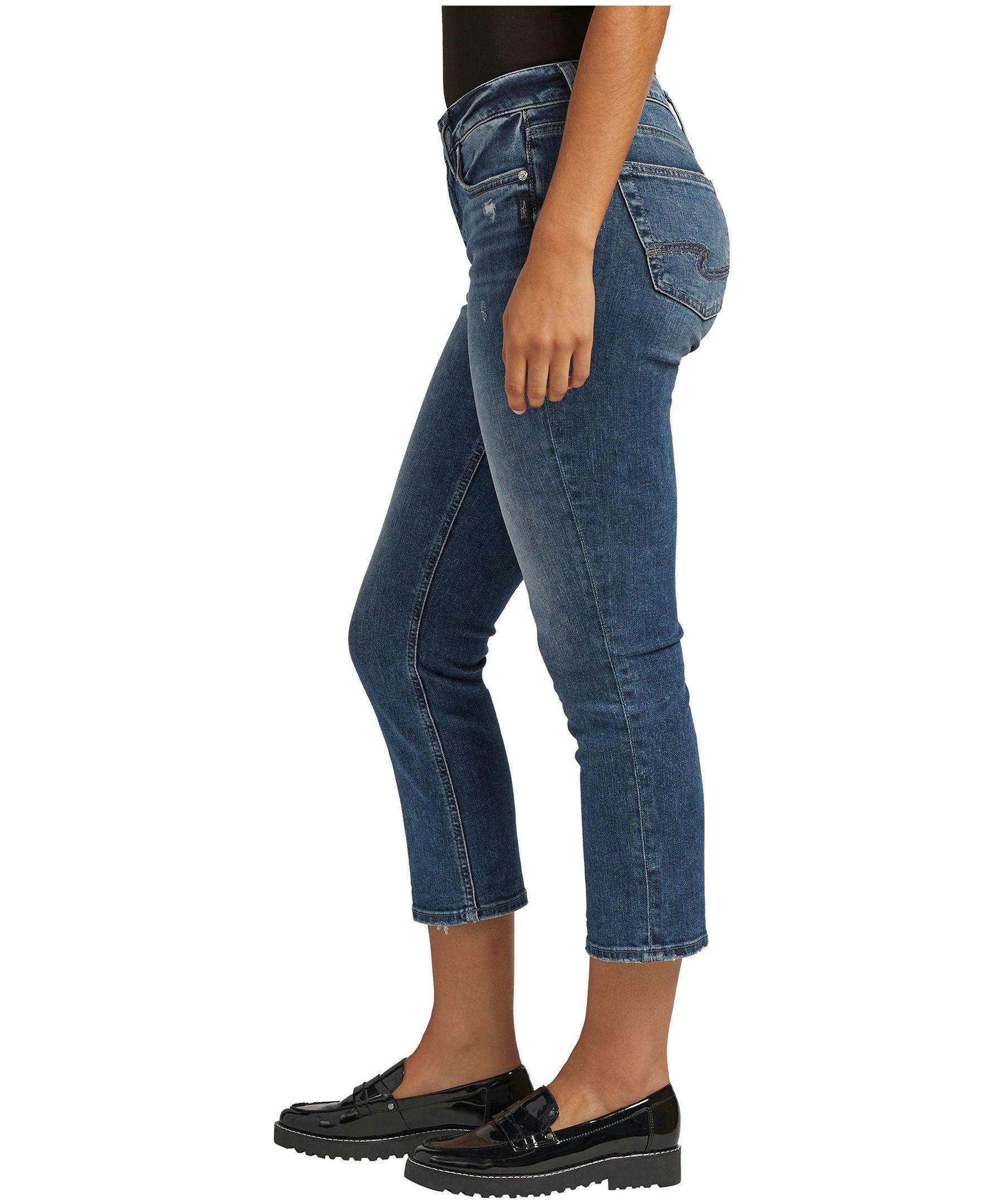 Silver Women's Suki Curvy Fit Mid Rise Capri Jeans