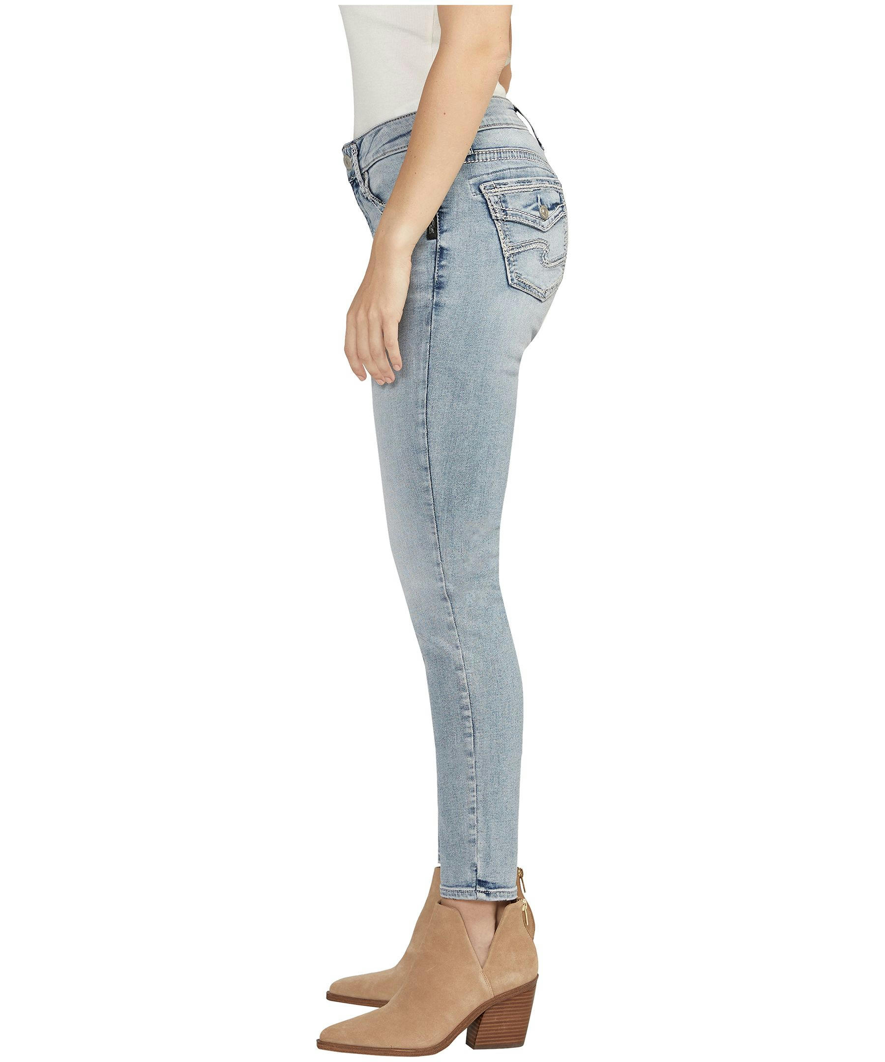 Silver Women's Elyse Mid Rise Classic Fit Skinny Jeans
