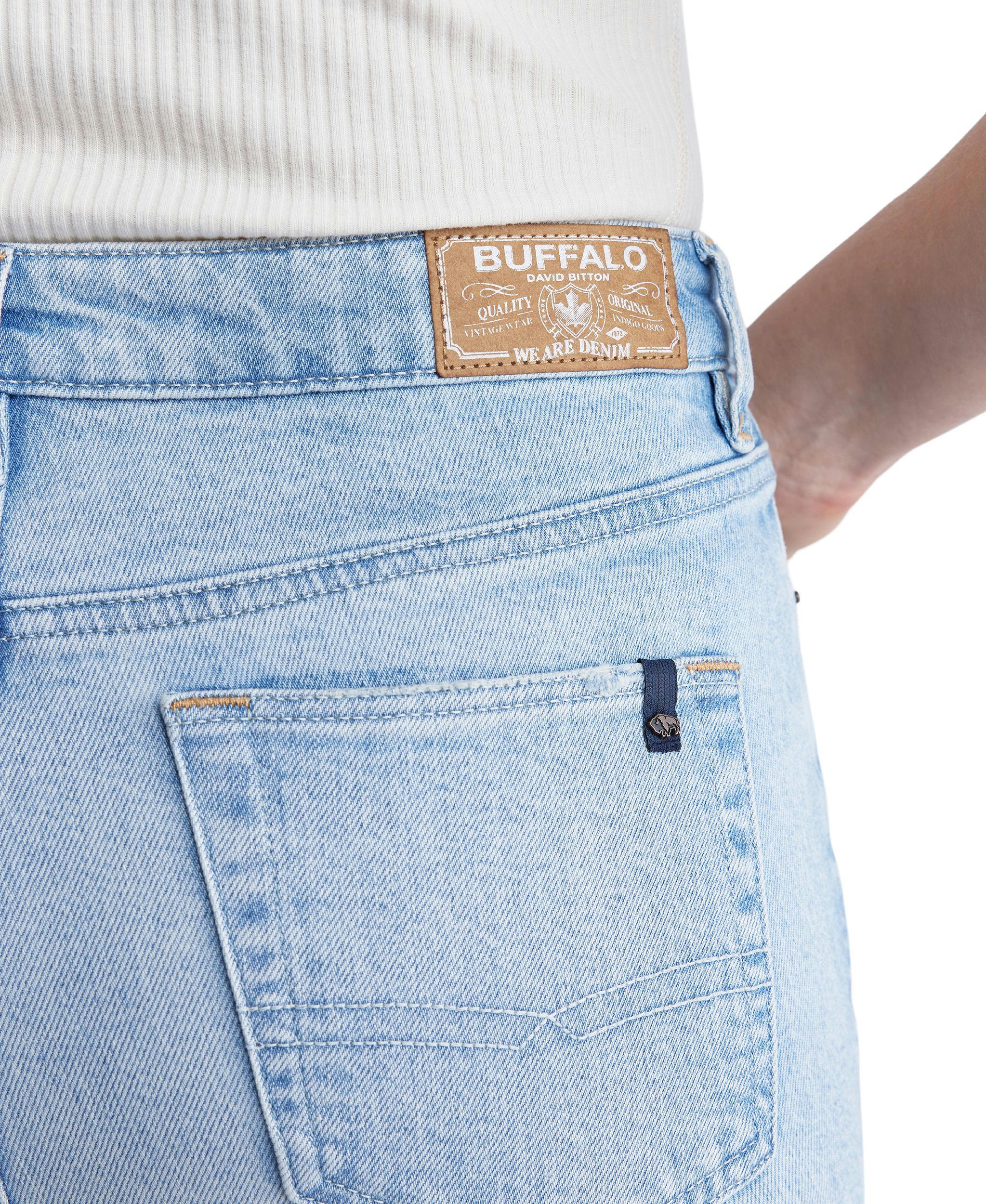 Buffalo Women's Kim Kick Crop Jeans