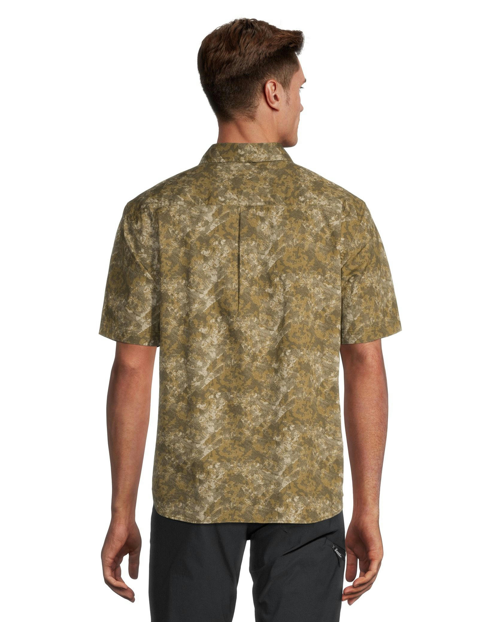 WindRiver Men's Classic Fit Short Sleeve Utility Shirt