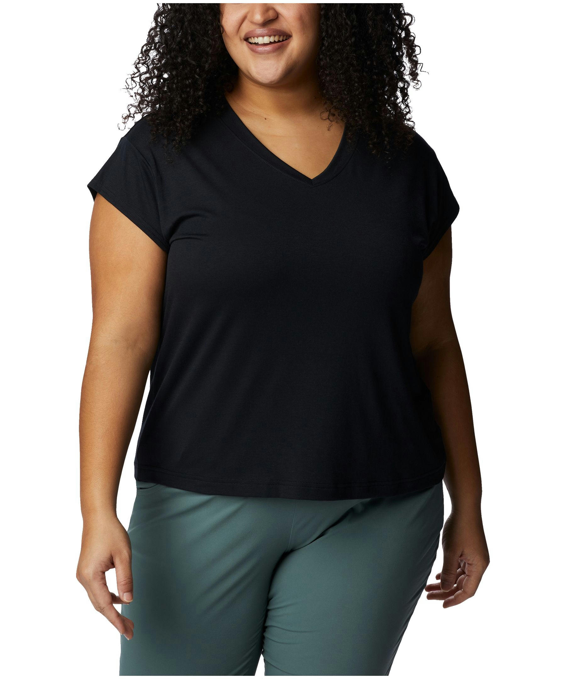 Columbia Women's Boundless Beauty Omni-Wick V-Neck T Shirt