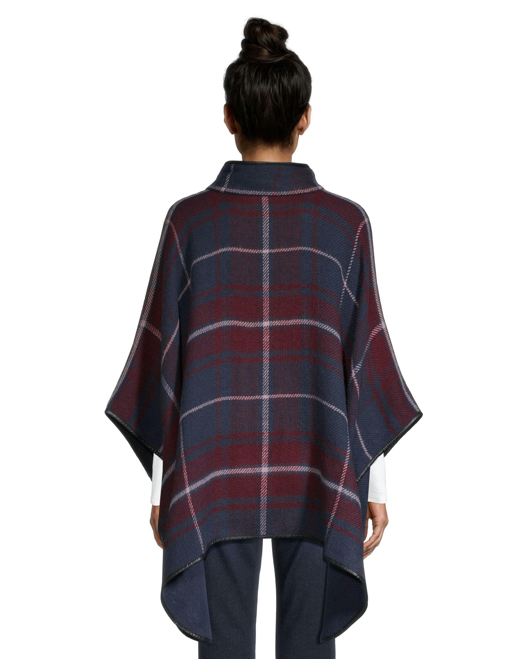 Denver Hayes Women's Cozy Plaid Ruana