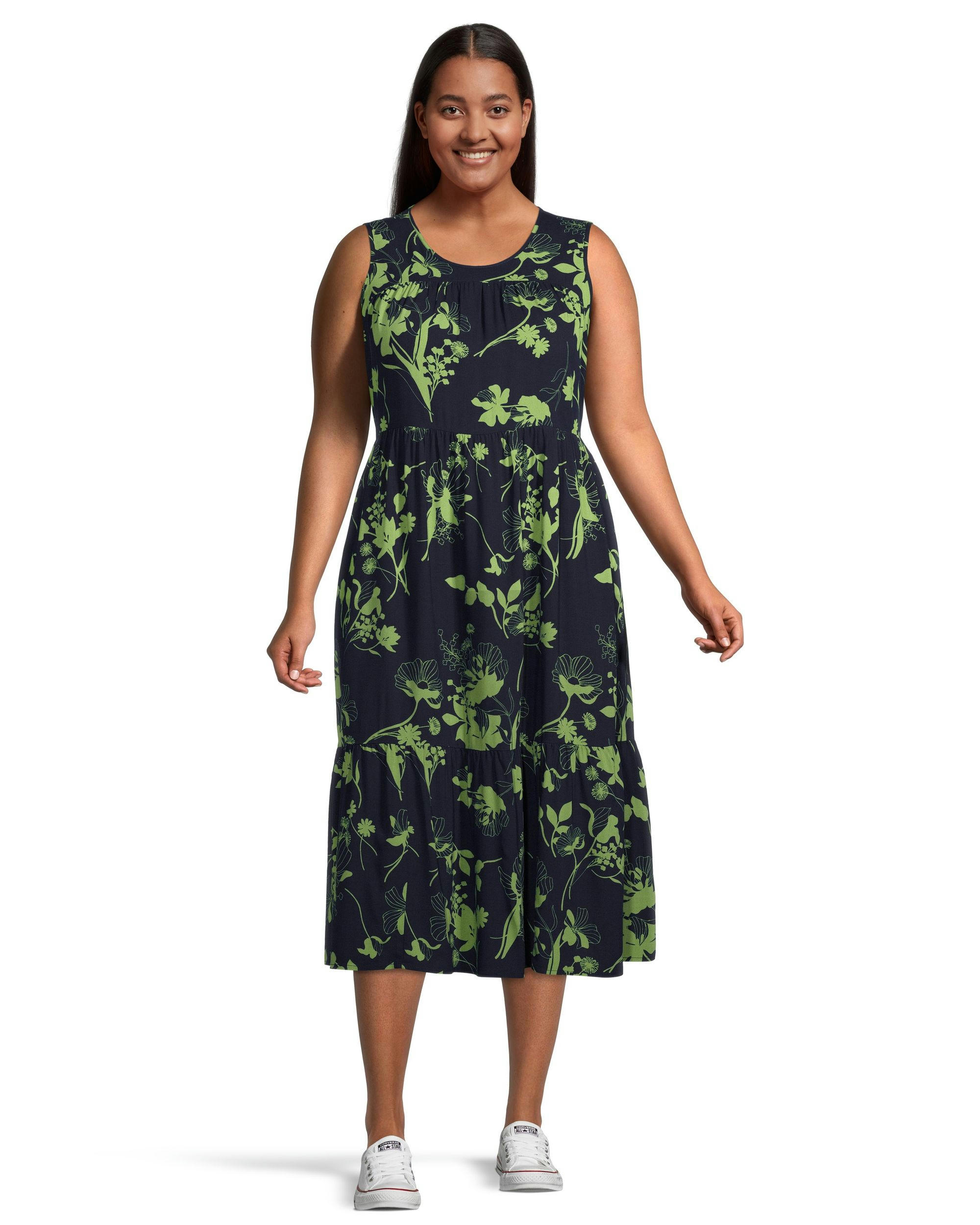 Women's Sleeveless Scoop Neck Tiered Midi Dress