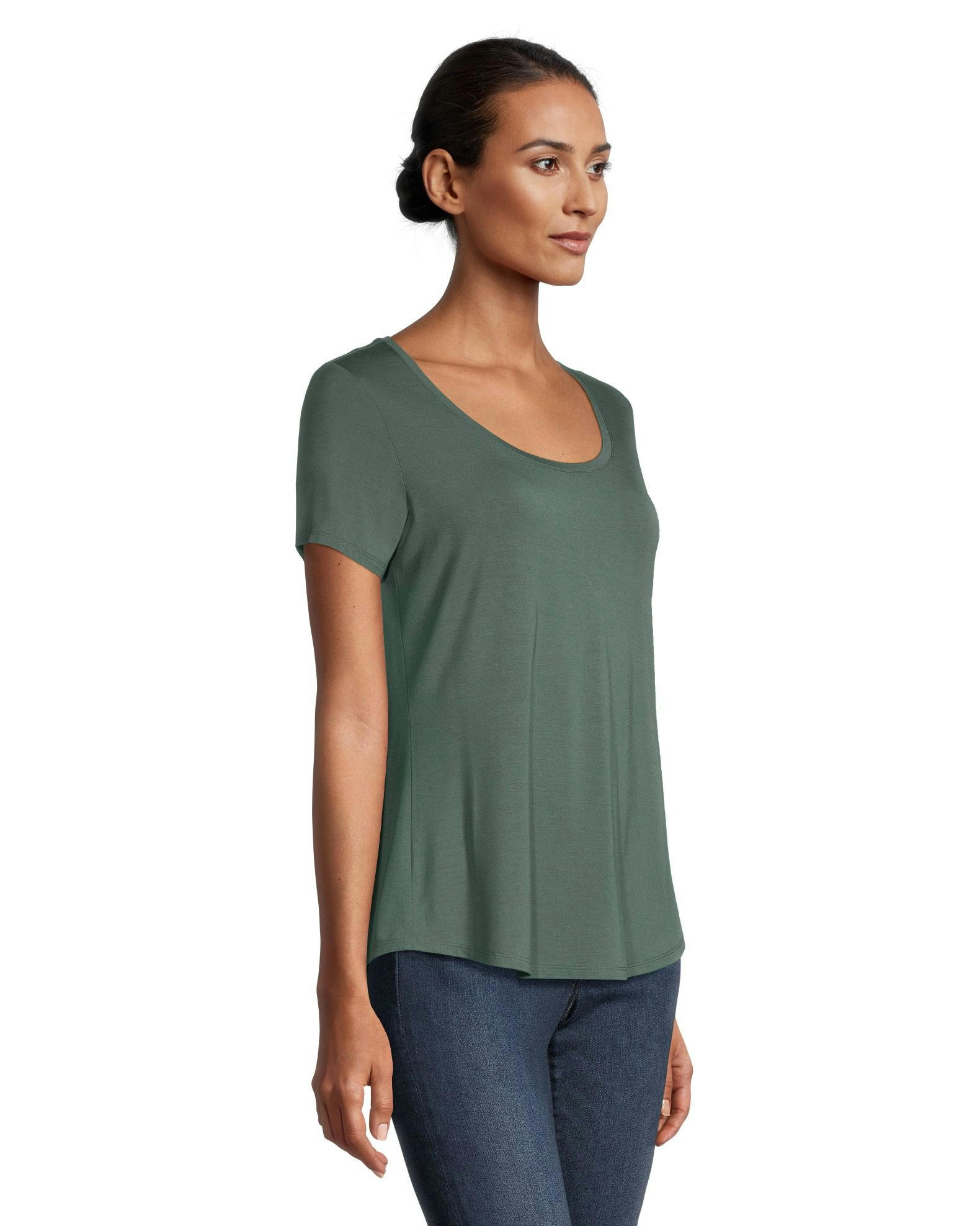 Denver Hayes Relaxed Fit Short Sleeve Scoop Neck T Shirt