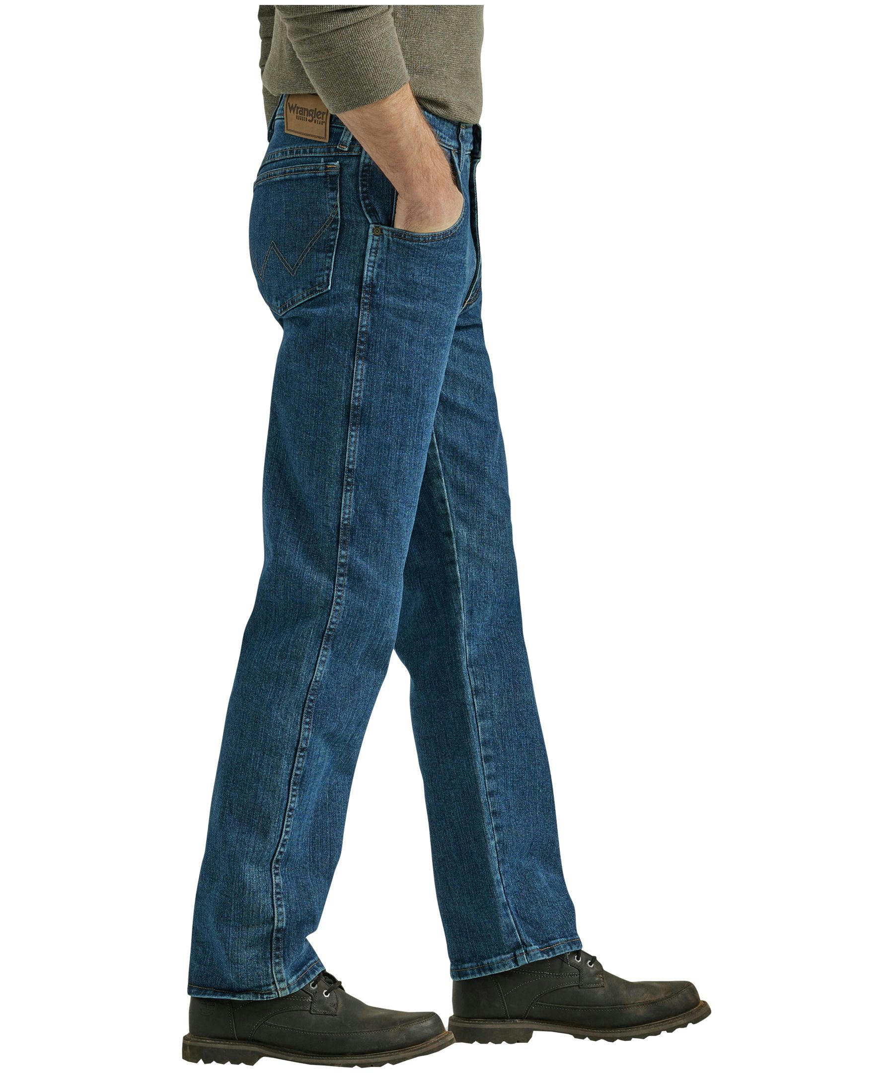 Wrangler Men's Essential Relaxed Stretch Jeans