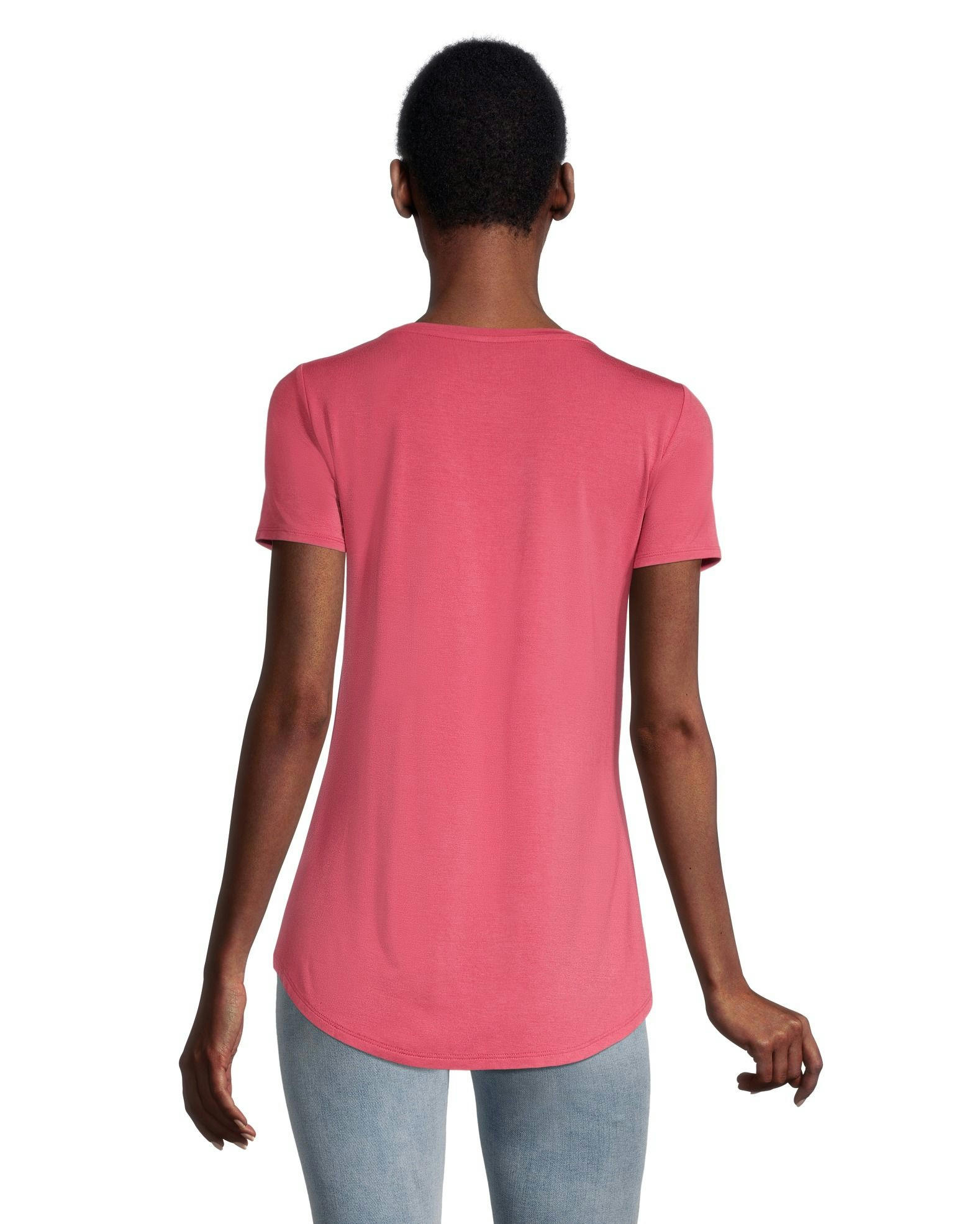 Women's Relaxed Fit Scoop Neck T Shirt