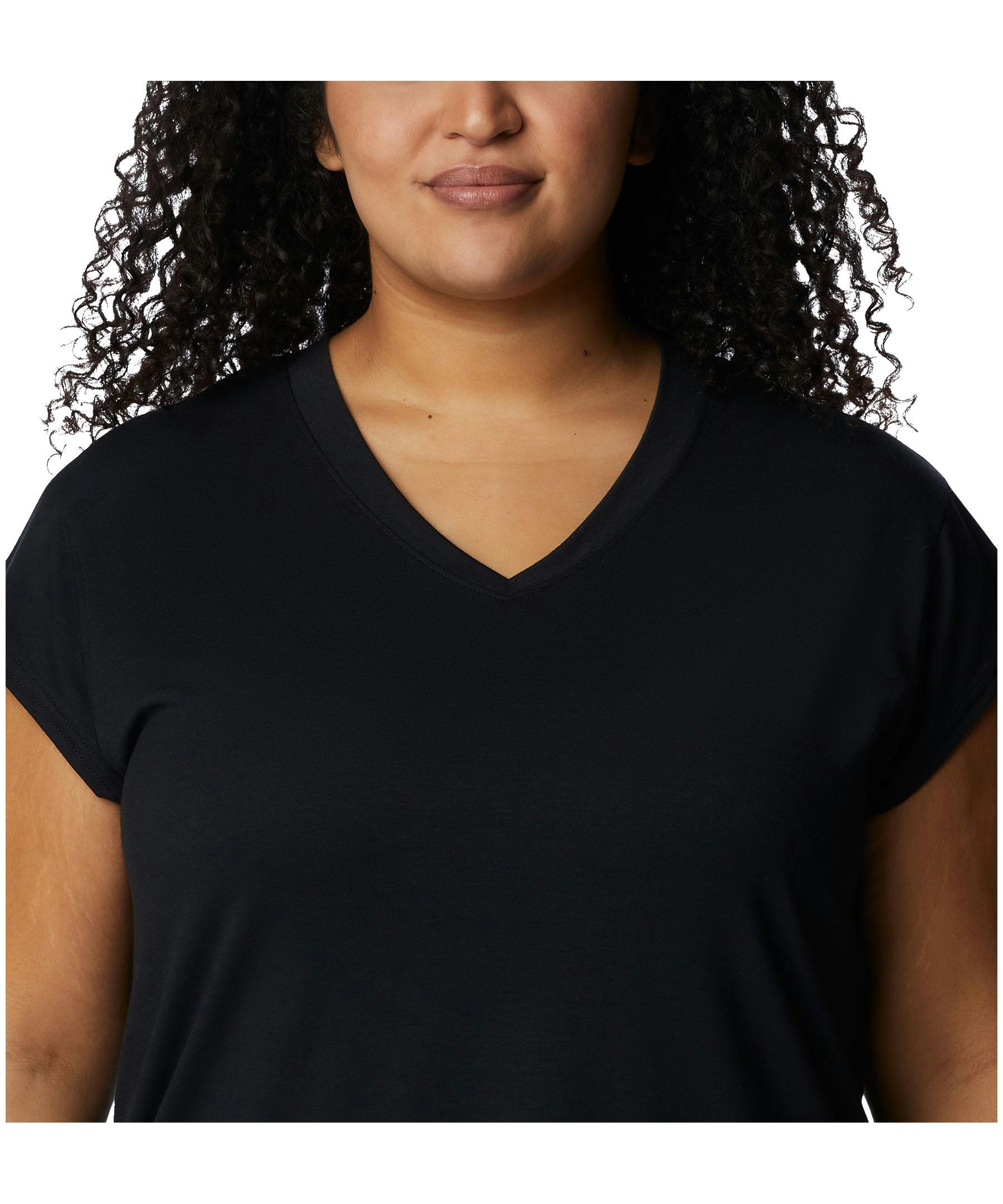 Columbia Women's Boundless Beauty Omni-Wick V-Neck T Shirt