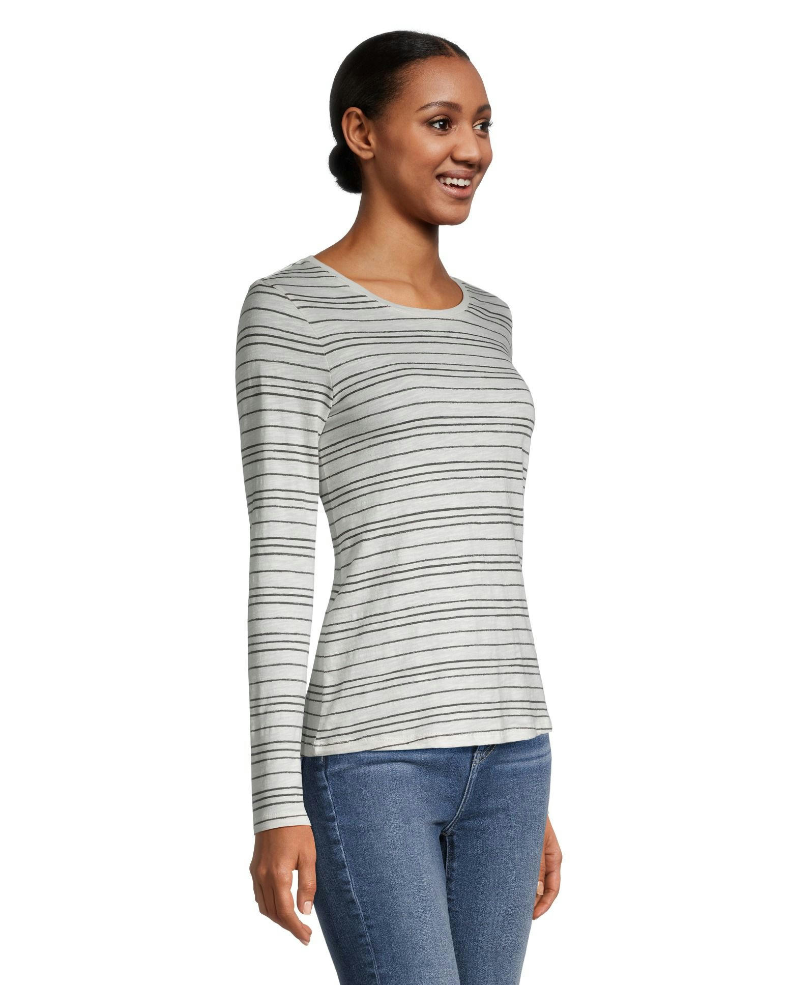 Denver Hayes Women's Semi Fitted Long Sleeve Crewneck T Shirt