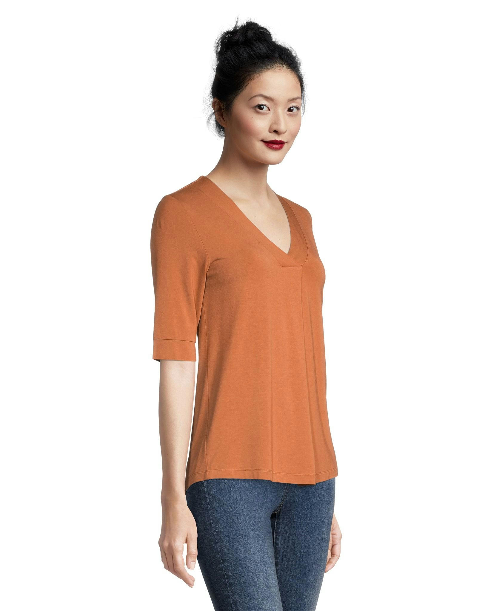 Denver Hayes Women's Pleat Detail Relaxed Fit V-Neck Top