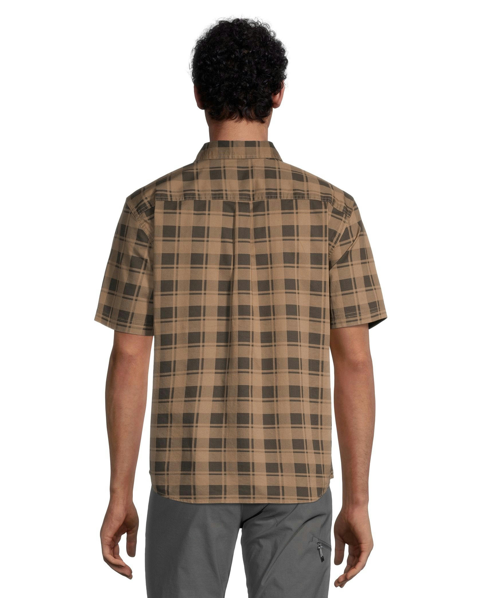 WindRiver Men's Classic Fit Short Sleeve Utility Shirt