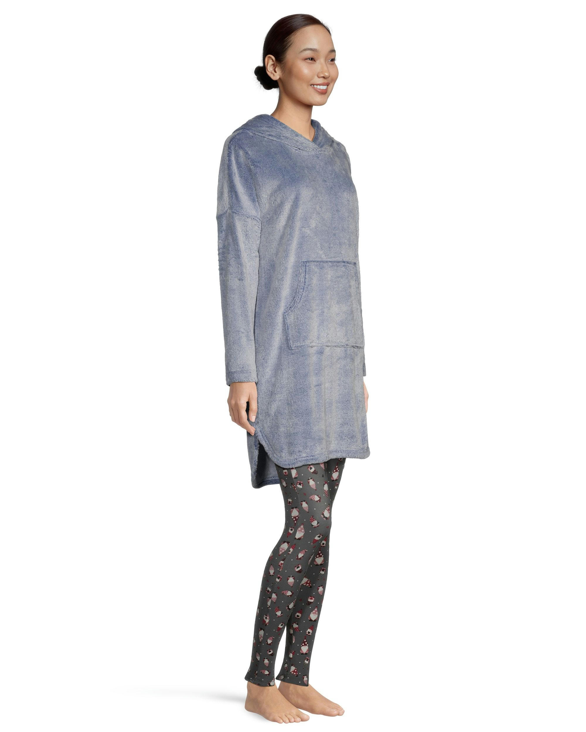 Denver Hayes Women's Plush Velour Hooded Night Shirt