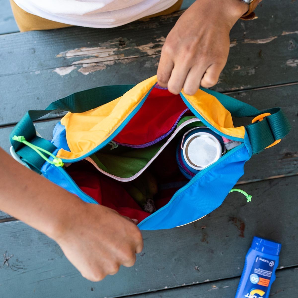 Taal Convertible Tote - Del Día