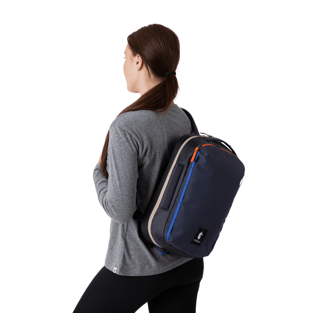 Chasqui 13L Sling - Cada Día