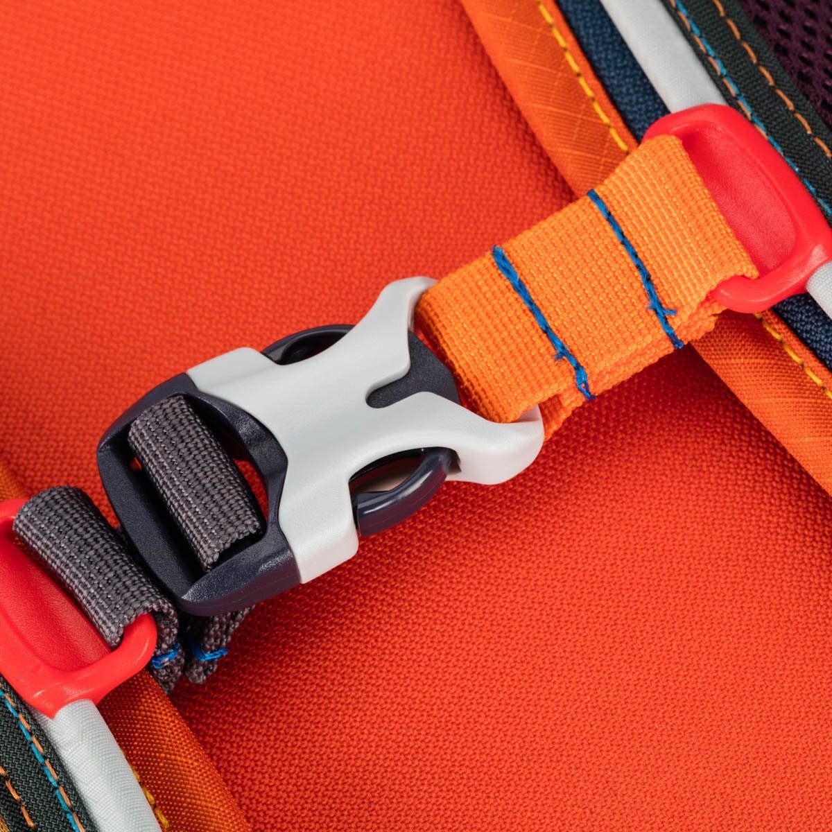 Luzon 24L Backpack - Del Día