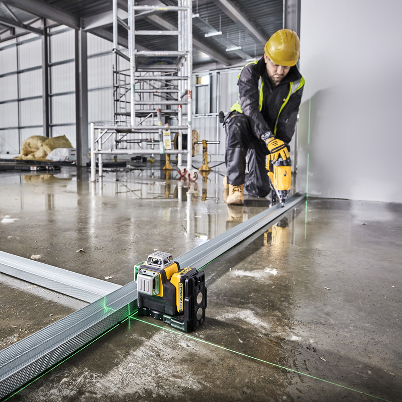 DeWalt DCE089D1G 12V 3x360 Multi Line Laser Green