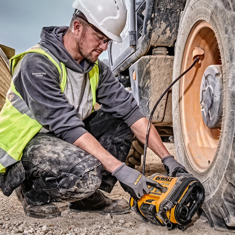 DeWalt DCC018N-XJ 18V XR Inflator Body Only