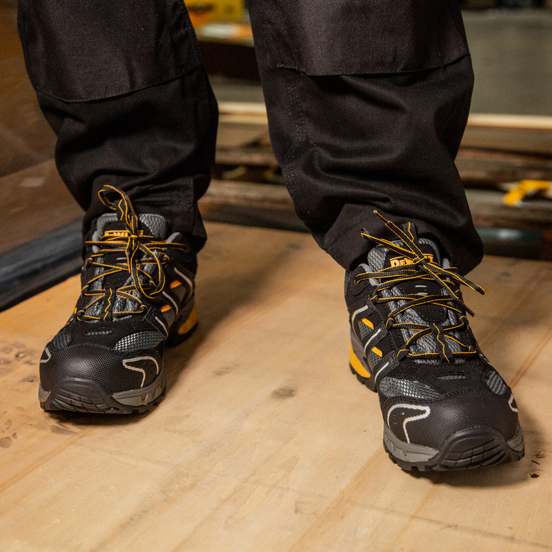 DeWalt Cutter Safety Trainers Size 8