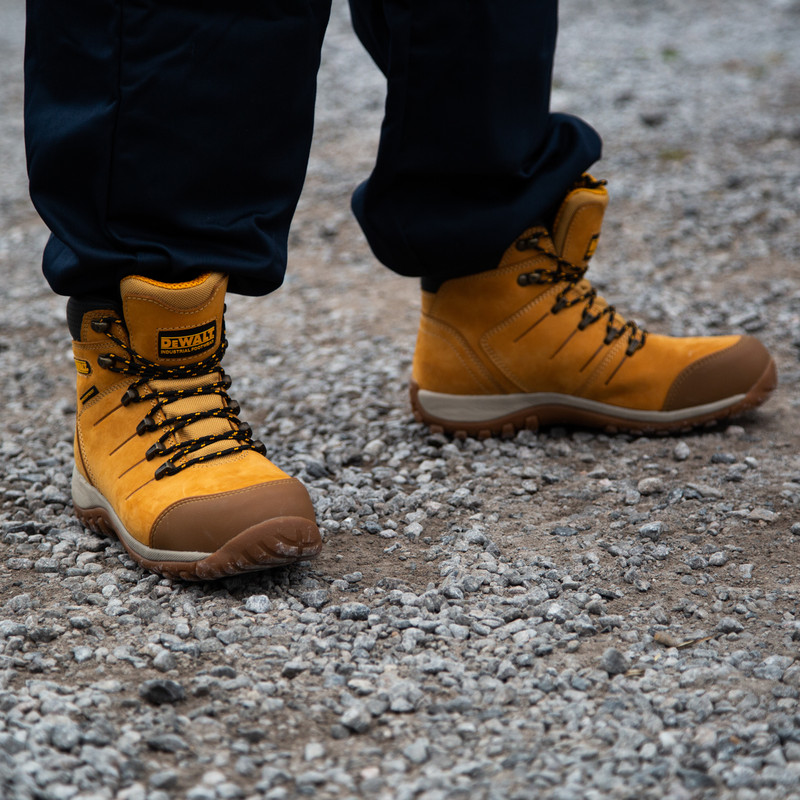 DeWalt Farnham Waterproof Safety Boots Size 10