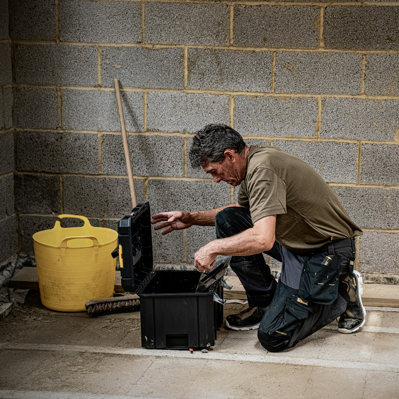 DeWalt Memphis Full Stretch Holster Pocket Trousers Grey/Black 42" L