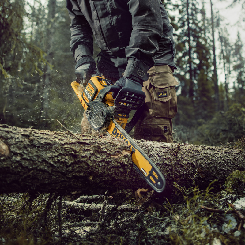 DeWalt DCM575 54V FlexVolt 40cm Brushless Cordless Chainsaw 1 x 9.0Ah