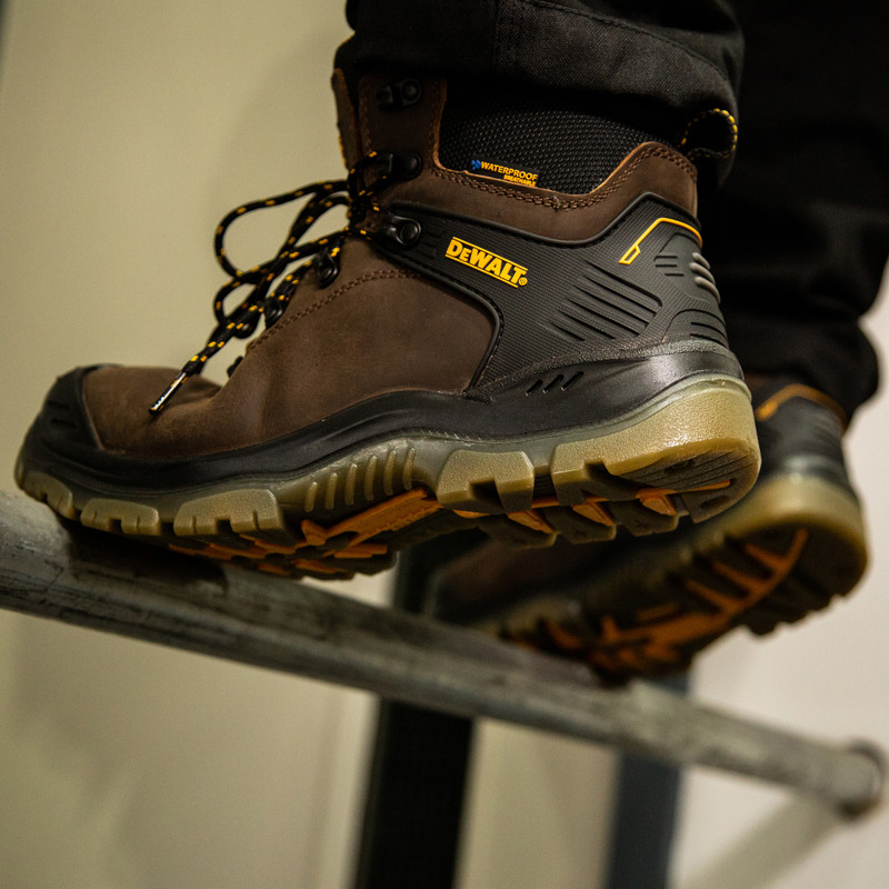 DeWalt Newark Waterproof Safety Boots Dark Brown Size 11