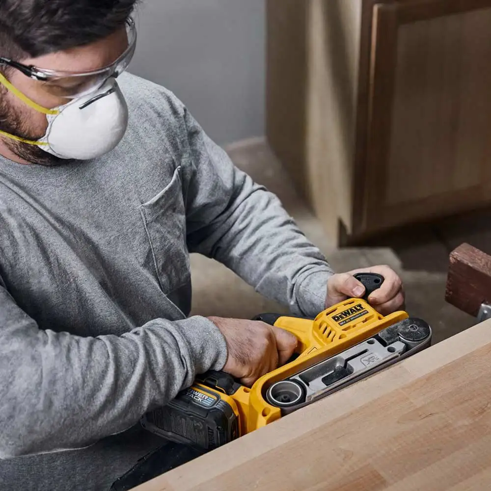 DEWALT 18V XR Brushless Belt Sander Skin DCW220N-XJ