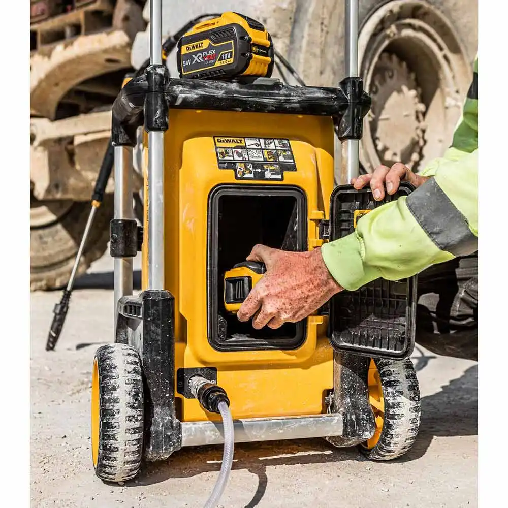 DEWALT 2 x 18V XR Brushless 1600PSI Pressure Washer Skin DCMPW1600N-XE