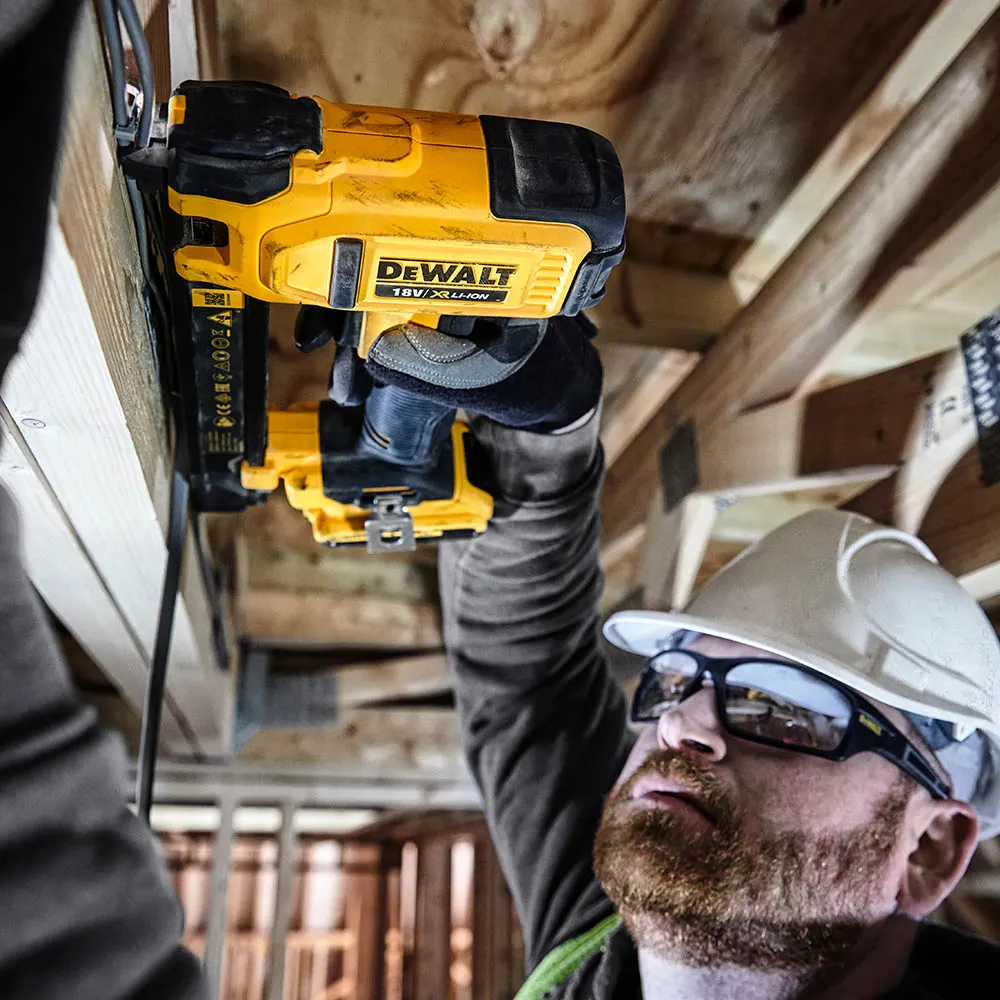 DEWALT 18V Brushless Electrician Stapler Skin DCN701N-XJ