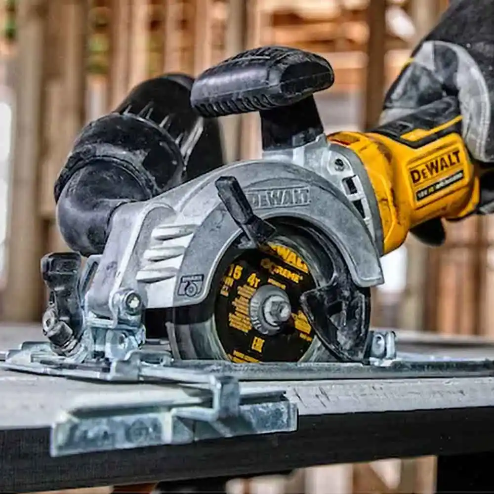 DEWALT 18V Brushless 115mm XR Circular Saw Skin DCS571NXJ