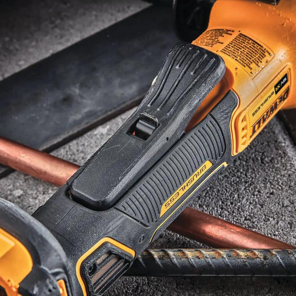 DEWALT 18V XR FLEXVOLT Advantage Brushless 125mm Angle Grinder Skin DCG416N-XE