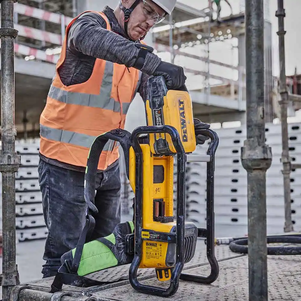 DEWALT POWERSHIFT Backpack Concrete Vibrator Skin DCPS310N-XJ