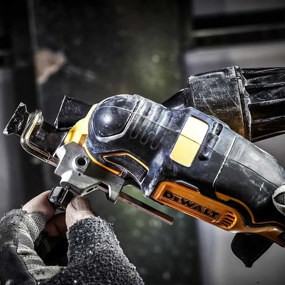 DEWALT 18V XR Brushless Oscillating Multi Tool Skin DCS356N-XJ