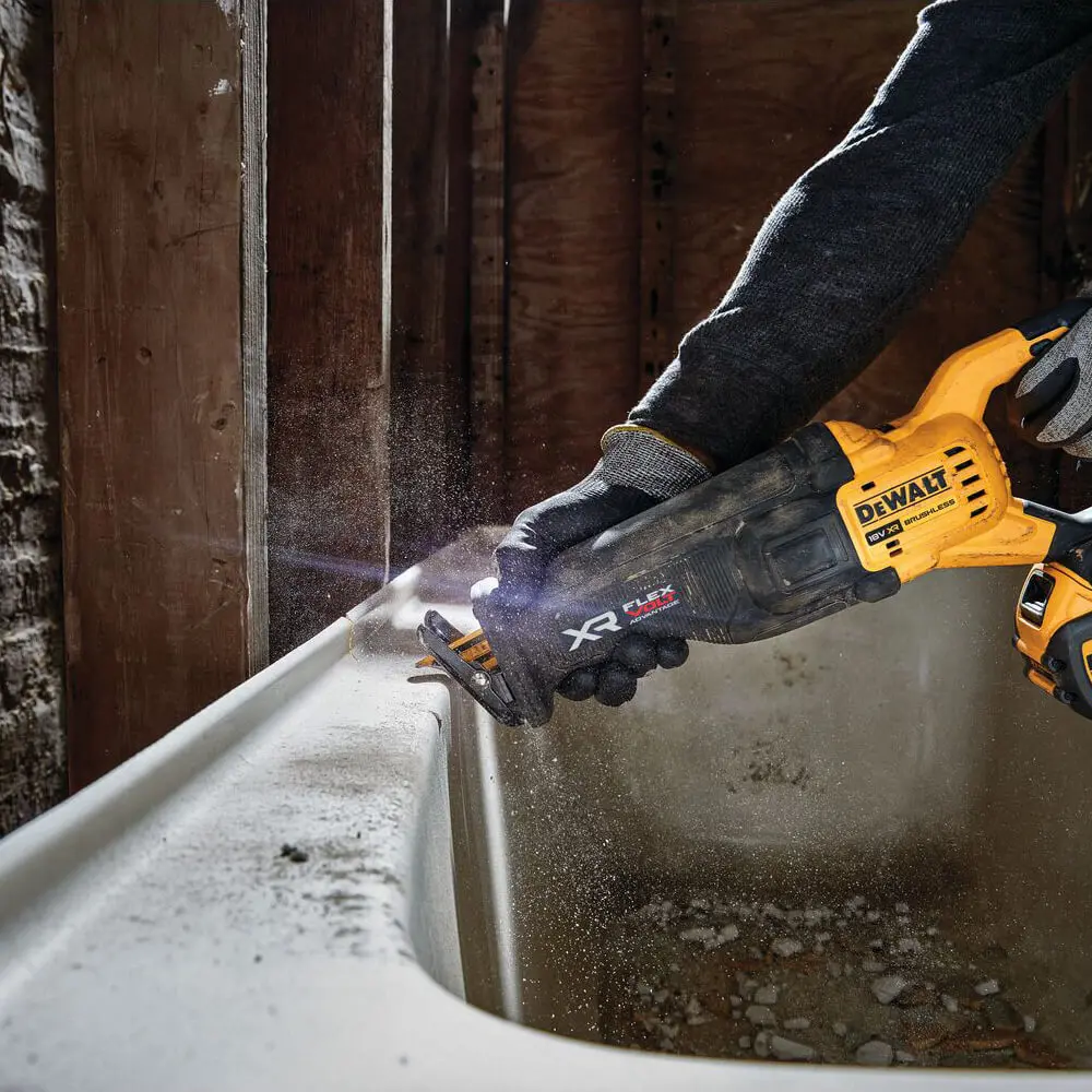 DEWALT 18V XR FlexVolt Advantage Brushless Reciprocating Saw Skin DCS386N-XE
