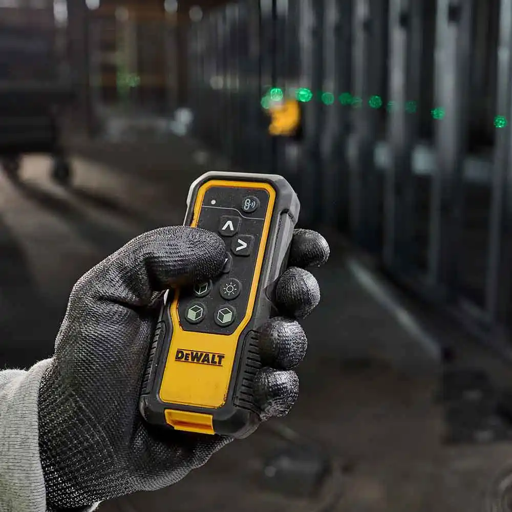 DEWALT 18V XR 3 x 360 Degree 1 x 2.0Ah Multiline Green Laser Level with Remote DCLE34035D1-XE