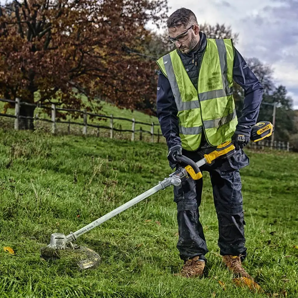 DEWALT 18V XR Brushless 36cm (14") Line Trimmer Skin DCMST561N-XE